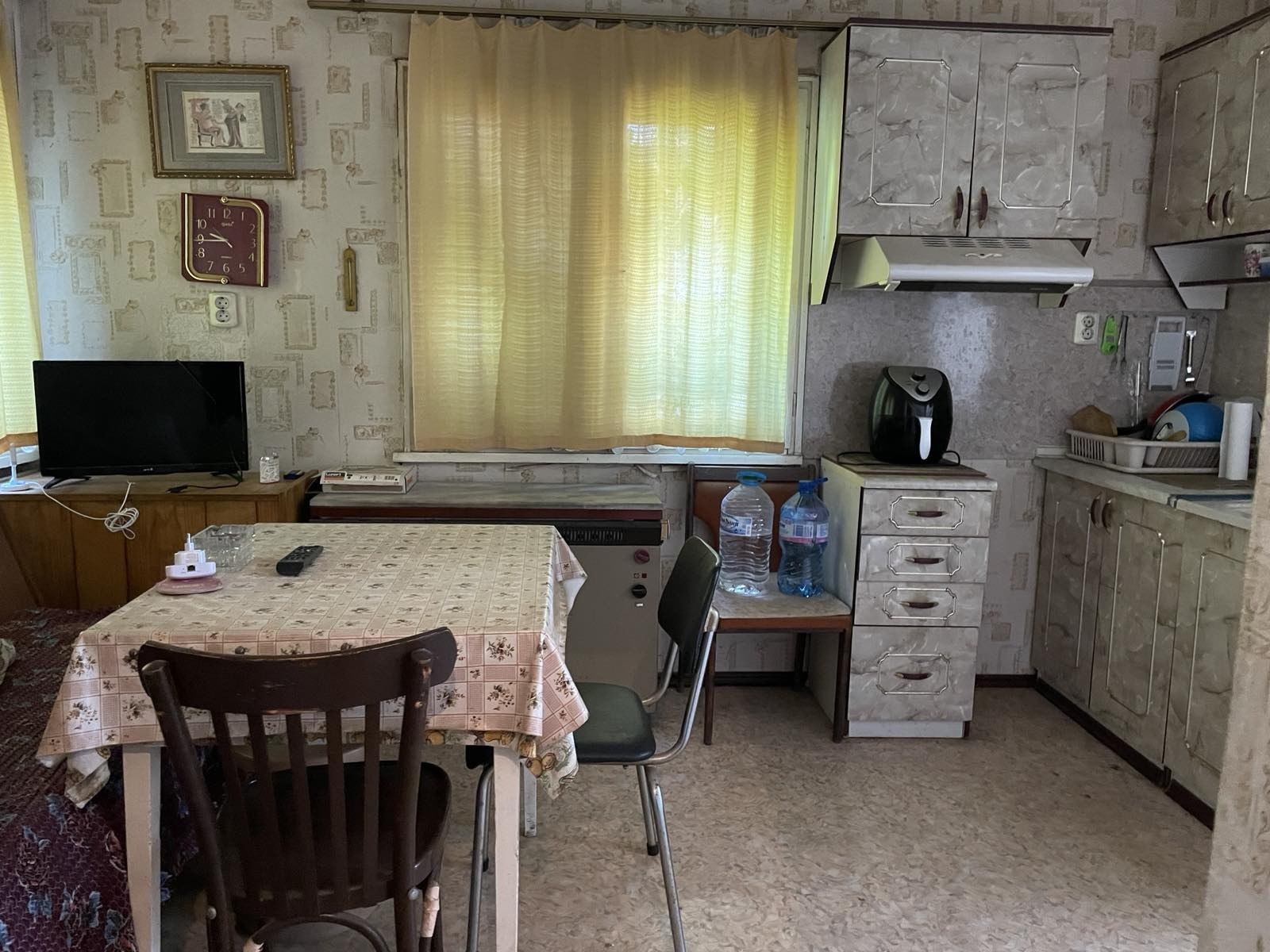 Продава ЕТАЖ ОТ КЪЩА, гр. Пловдив, Център, снимка 12 - Етаж от къща - 54589881