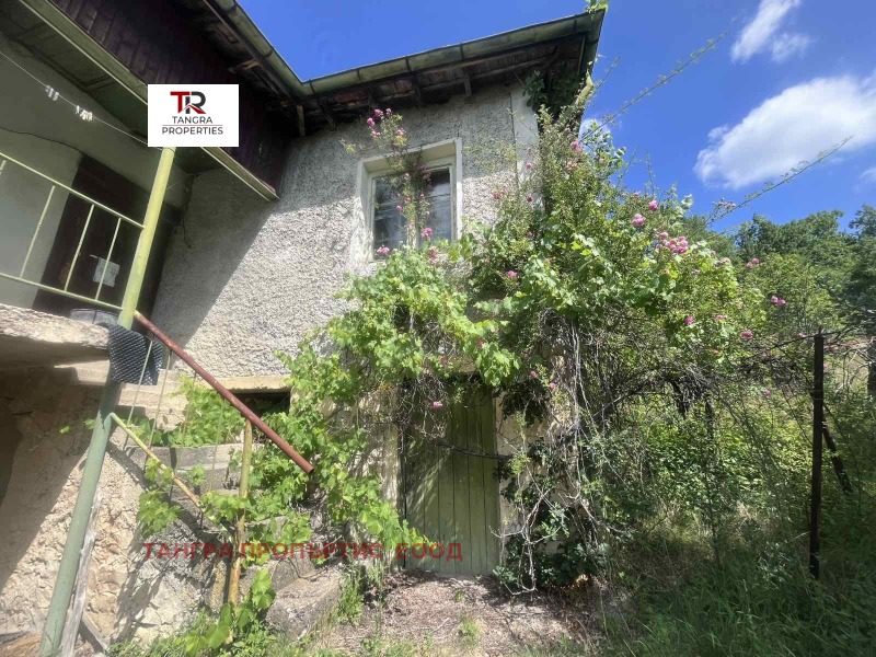 Продава КЪЩА в област Перник, с. Косача - 50 кв.м / 34 767.85 € » 68 000 лв., ТАНГРА ПРОПЪРТИС ЕООД
