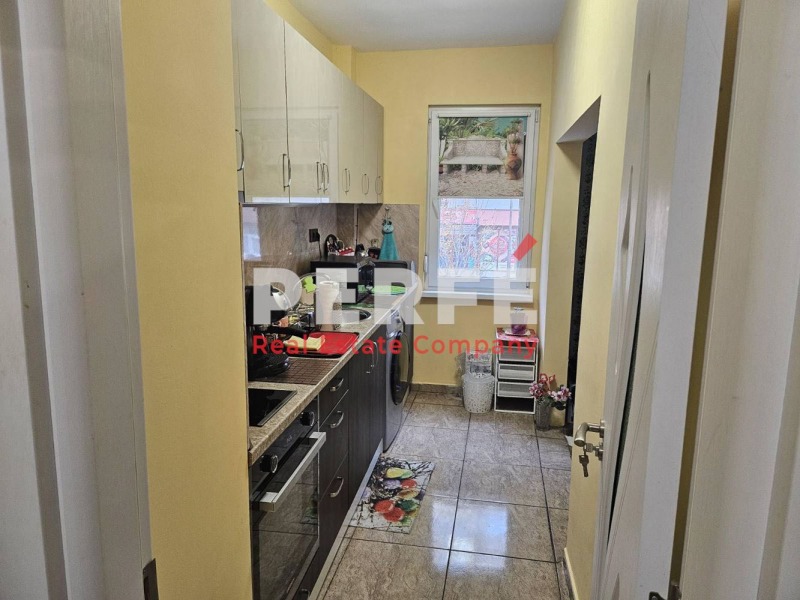 Продава  Многостаен град Бургас , Център , 95 кв.м | 97005934