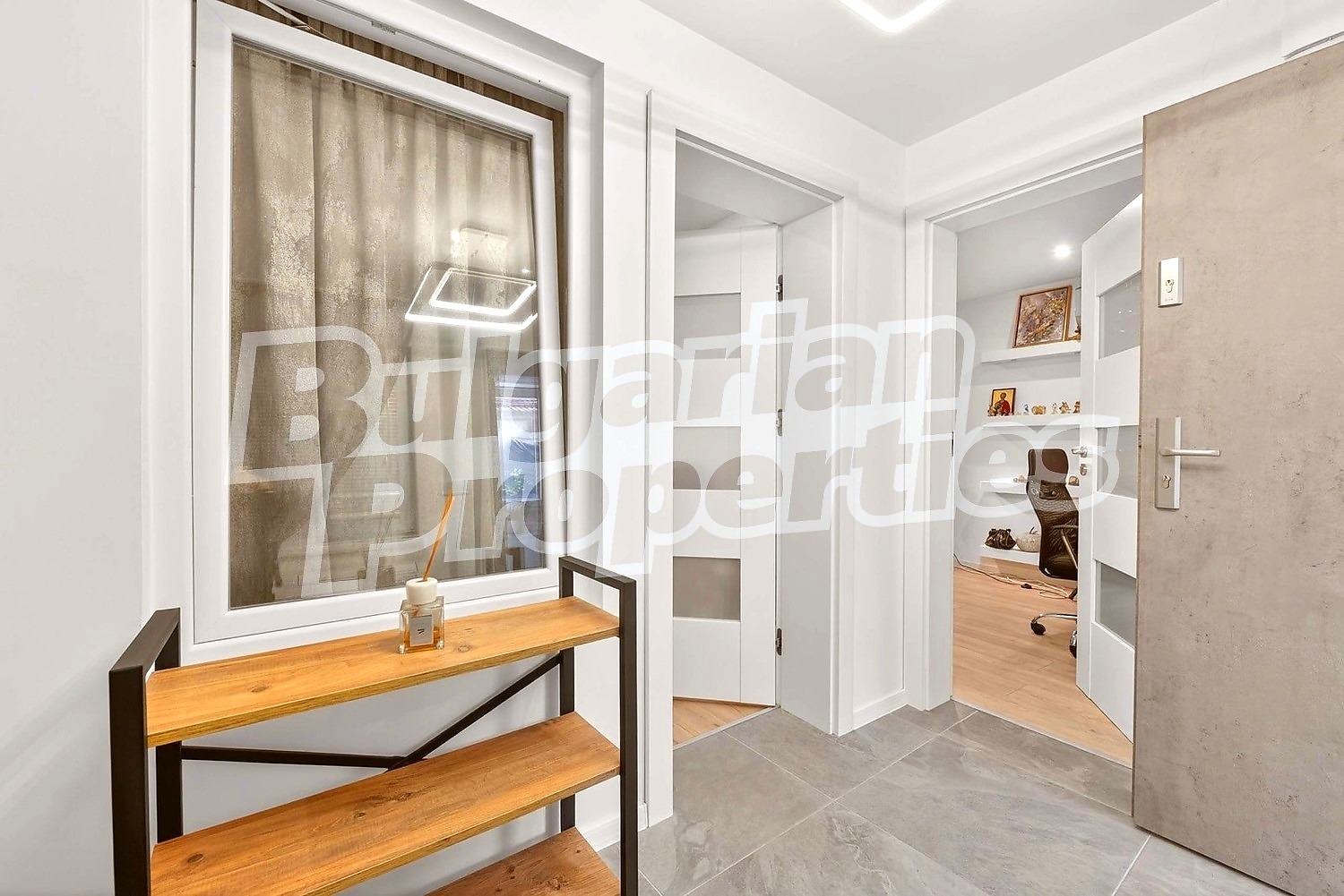 Продава КЪЩА, гр. Варна, Колхозен пазар, снимка 8 - Къщи - 55588908