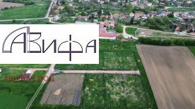 Продажба на имоти в с. Лесново, област София - изображение 2 