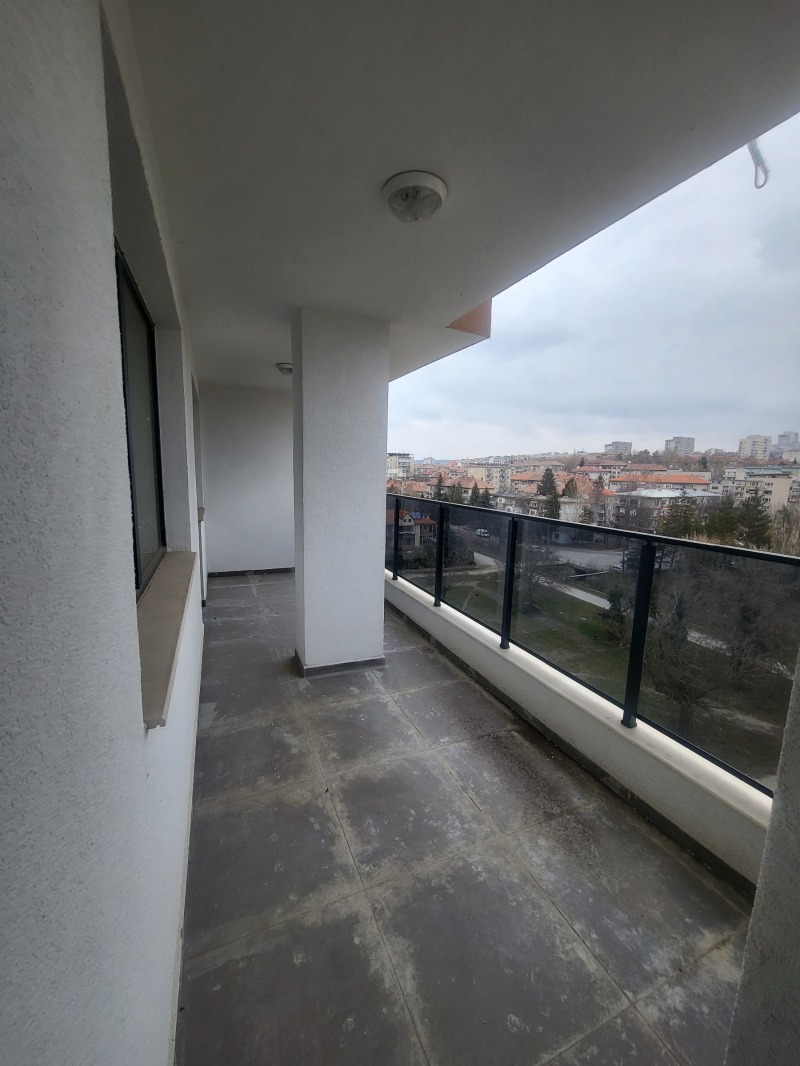 Продава  4-стаен град Плевен , Широк център , 215 кв.м | 33076110 - изображение [13]