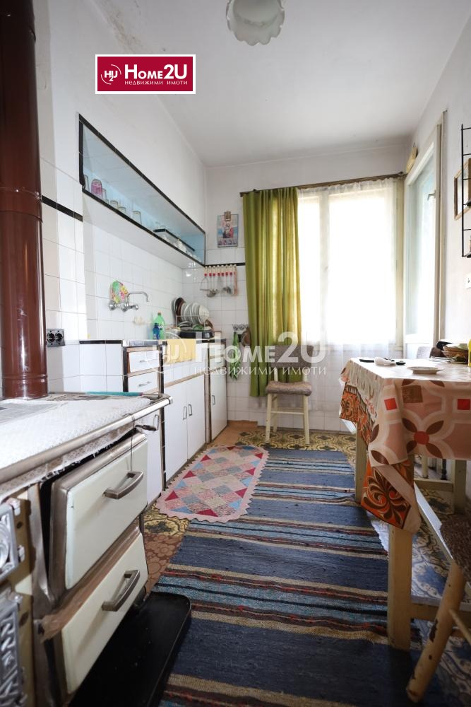 Продава 4-СТАЕН, гр. Нови пазар, област Шумен, снимка 9 - Апартаменти - 55234863