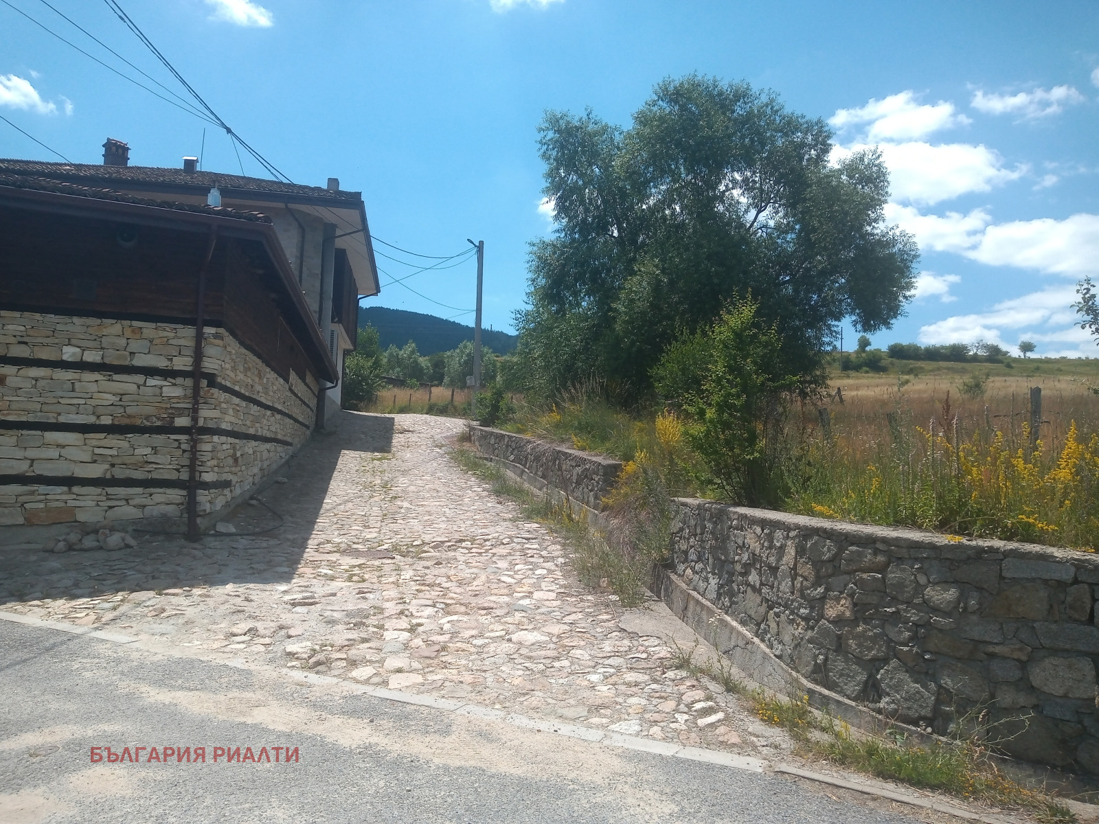 Продава ПАРЦЕЛ, гр. Копривщица, област София област