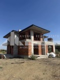 Продава КЪЩА, област Пловдив, с. Първенец • 270000 € • 33600625 — Holmes.bg