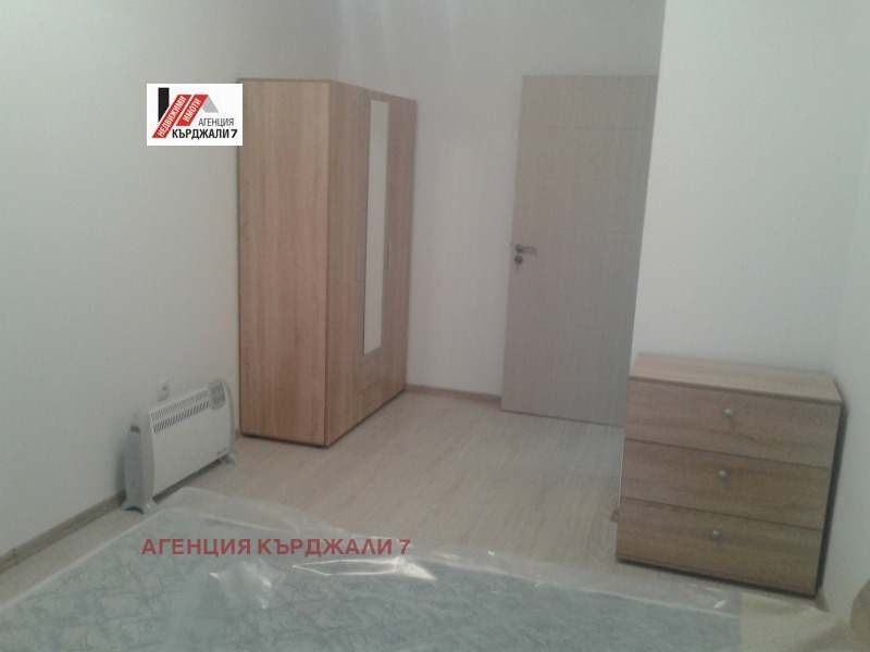 Продава  2-стаен град Кърджали , Възрожденци , 60 кв.м | 38171482 - изображение [8]