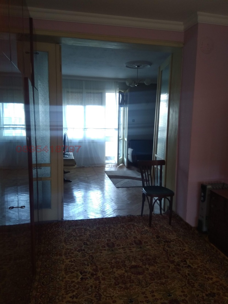 Продава 3-СТАЕН, гр. Шумен, Болницата, снимка 2 - Апартаменти - 52779985