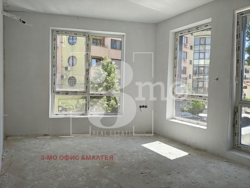 Na prodej  2 ložnice Sofia , Ljulin - centar , 133 m2 | 37631408 - obraz [8]