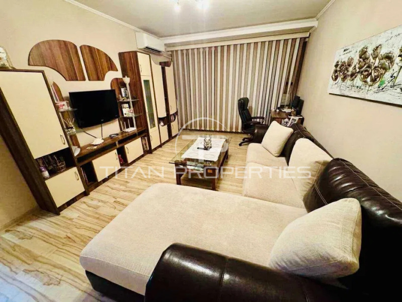 Продаја  2 спаваће собе Пазарджик , Устрем , 69 м2 | 92197106
