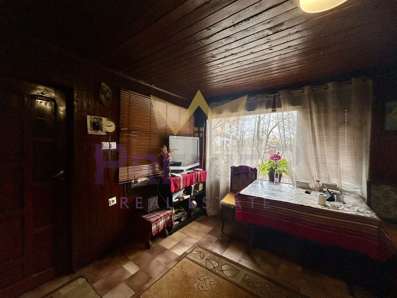 Продава КЪЩА, с. Безводица, област Добрич, снимка 6 - Къщи - 53911125