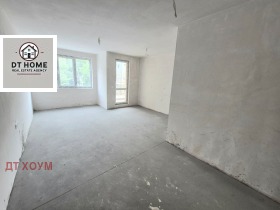 Продава 2-стаен град Русе Център - [1] 