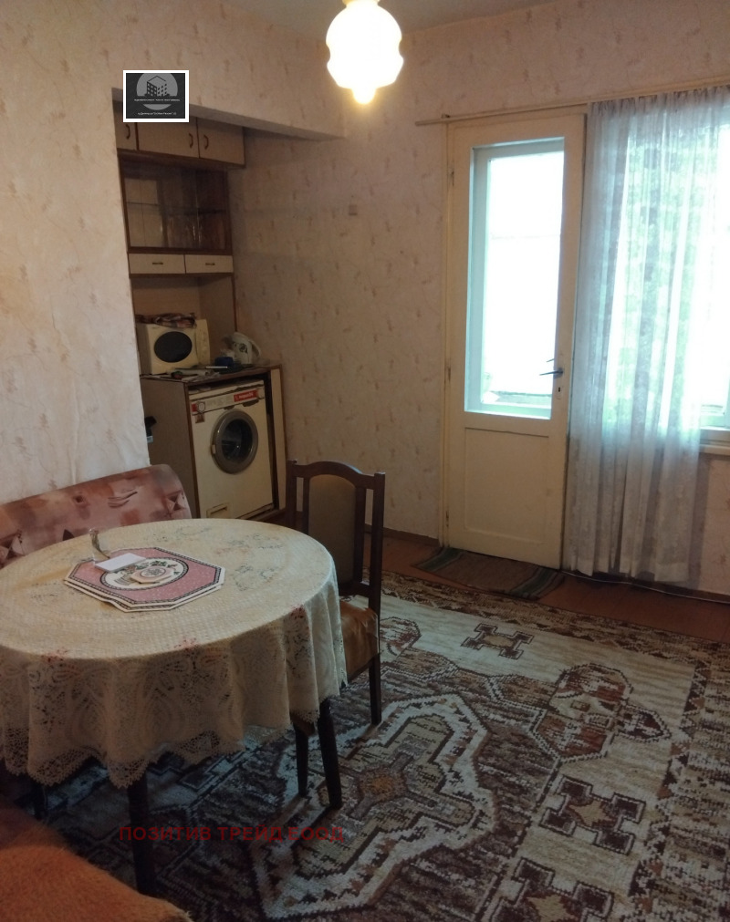 Продава 3-СТАЕН, гр. Дупница, област Кюстендил, снимка 5 - Апартаменти - 52577524