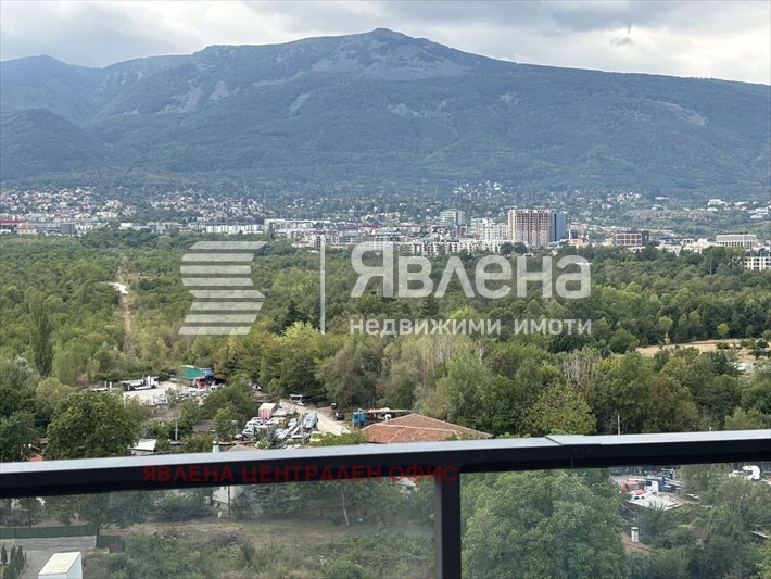 Продава МНОГОСТАЕН, гр. София, Витоша