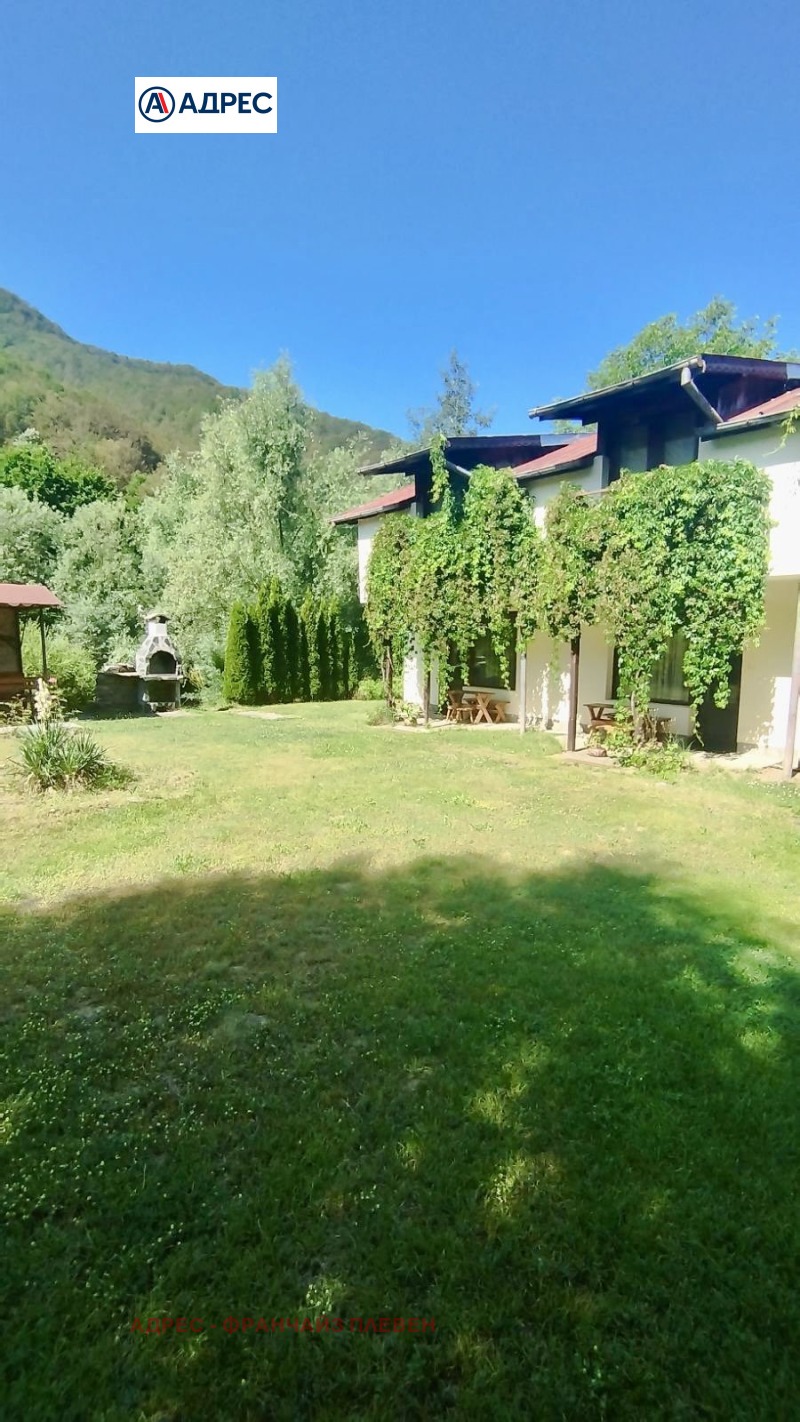 Продава ХОТЕЛ, с. Рибарица, област Ловеч, снимка 3 - Хотели - 52600445