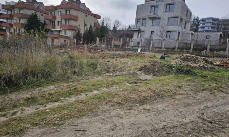 Продава  Парцел област Варна , гр. Бяла , 558 кв.м | 69843811 - изображение [2]