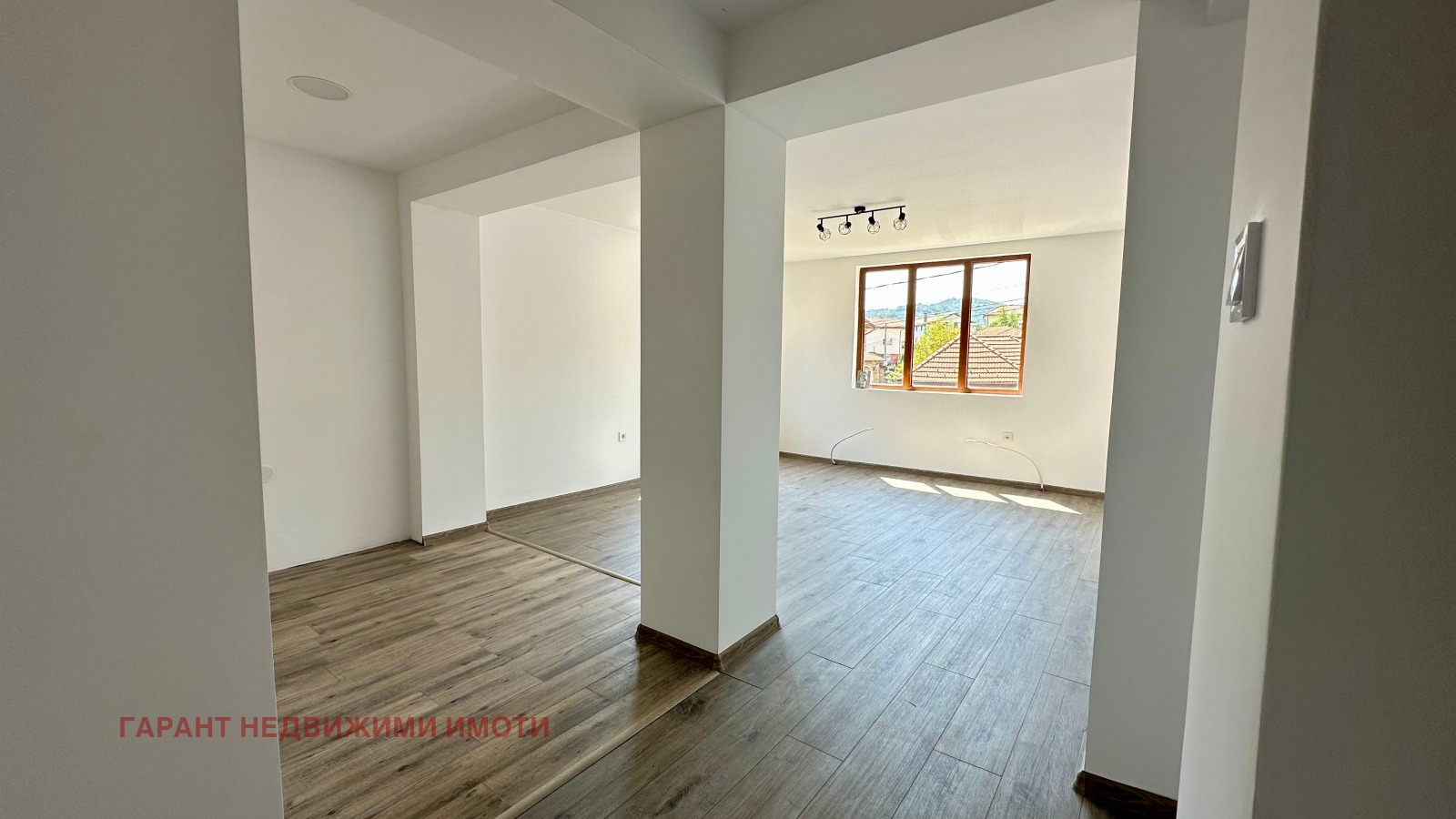 Продава ЕТАЖ ОТ КЪЩА, гр. Габрово, Център, снимка 3 - Етаж от къща - 55717115