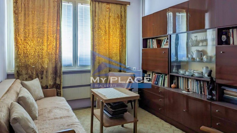 Продается  2 спальни Шумен , Център , 79 кв.м | 83297436 - изображение [2]