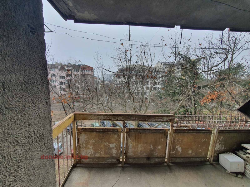 На продаж  2 спальні Русе , Възраждане , 110 кв.м | 20986992 - зображення [8]