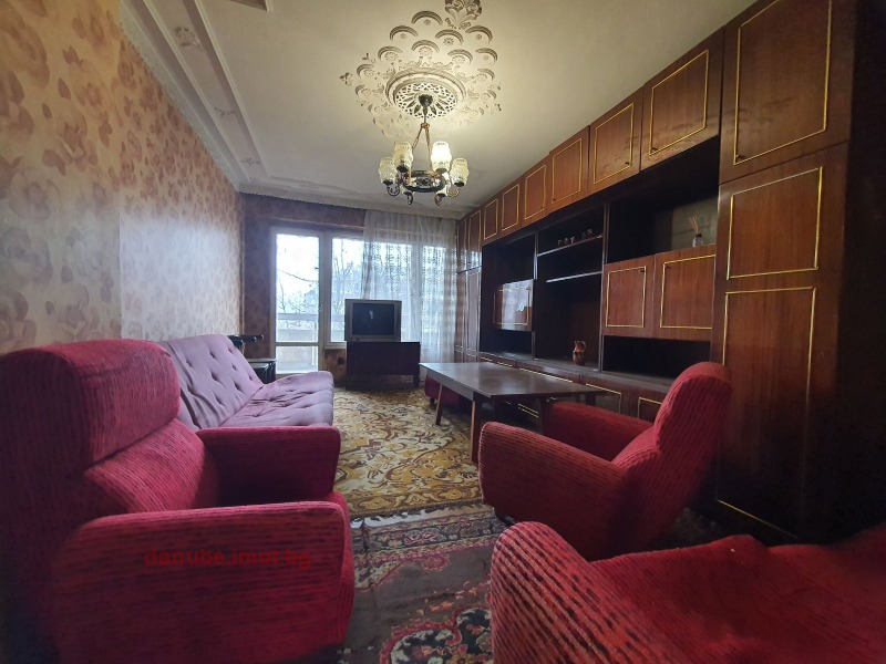На продаж  2 спальні Русе , Възраждане , 110 кв.м | 20986992