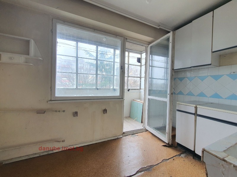 На продаж  2 спальні Русе , Възраждане , 110 кв.м | 20986992 - зображення [5]