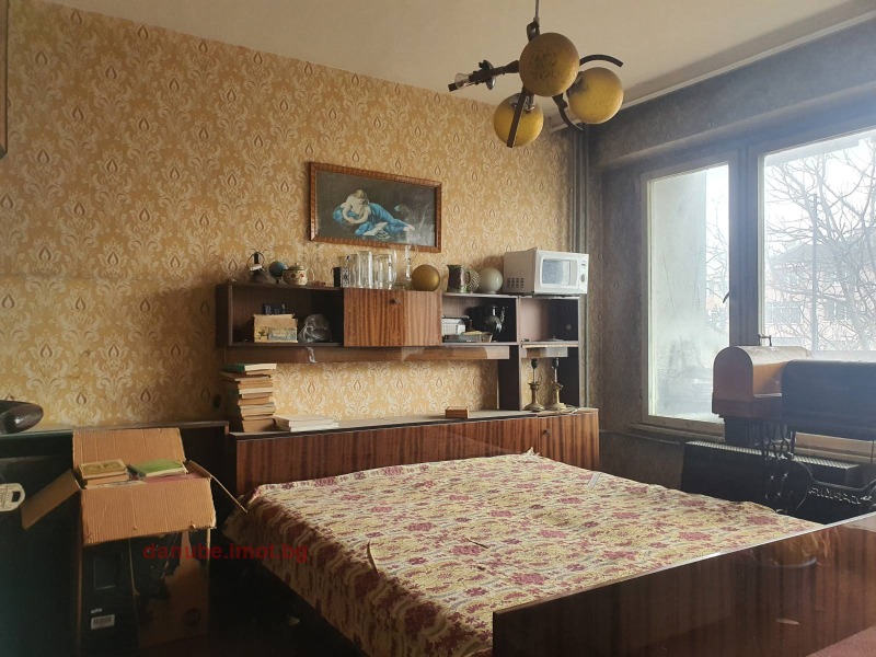 На продаж  2 спальні Русе , Възраждане , 110 кв.м | 20986992 - зображення [2]