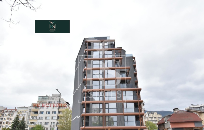 In vendita  2 camere da letto Sofia , Gotse Delchev , 145 mq | 66045310