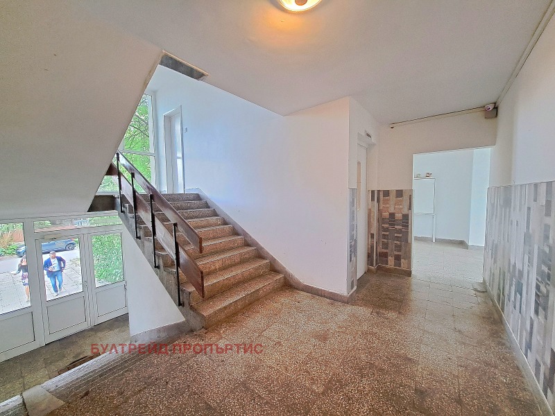 Продава  4-стаен град София , Гео Милев , 136 кв.м | 67260096 - изображение [3]