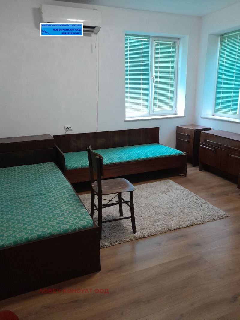 Продава ЕТАЖ ОТ КЪЩА, гр. Ловеч, Широк център, снимка 4 - Етаж от къща - 53378084