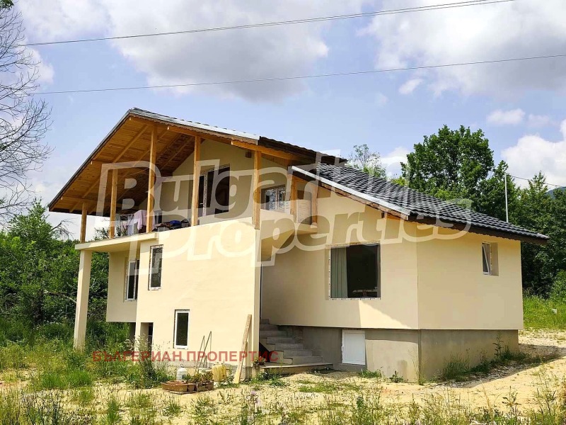 À vendre  Maison région de Gabrovo , Kravenik , 120 m² | 78242162