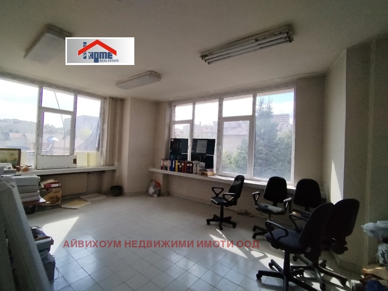 Продава ОФИС в град Плевен, Идеален център - 181 кв.м / 117 650 € » 230 103.40 лв., АЙВИХОУМ НЕДВИЖИМИ ИМОТИ ООД