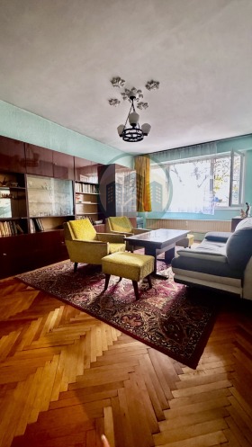 2 dormitoare Dianabad, Sofia