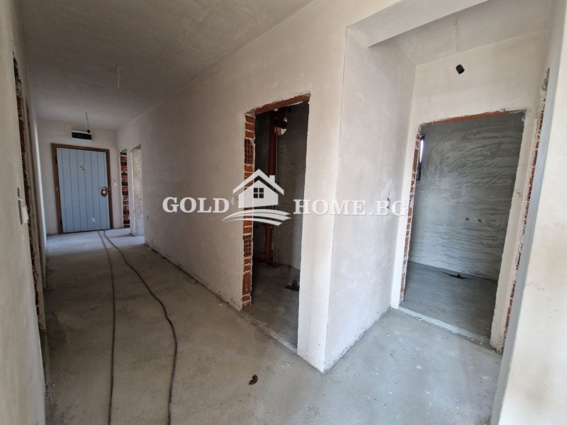 Eladó  3 hálószobás Plovdiv , Ostromila , 180 négyzetméter | 59660835 - kép [9]