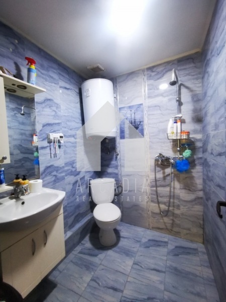 Продава ЕТАЖ ОТ КЪЩА, гр. Пловдив, Кършияка, снимка 10 - Етаж от къща - 54614751