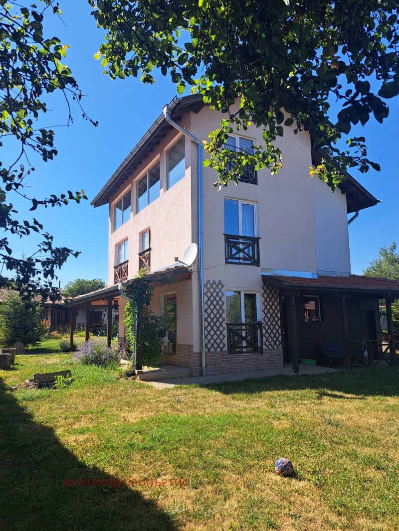 Til salgs  Hus region Sofia , Alino , 140 kvm | 79651507