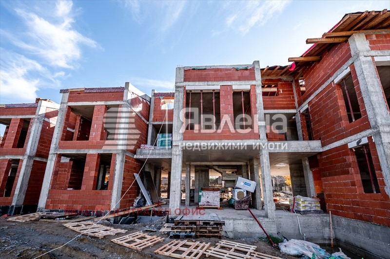 Продава КЪЩА, гр. София, в.з.Малинова долина, снимка 3 - Къщи - 53918588