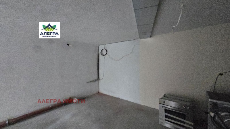 Продава МАГАЗИН, гр. Пазарджик, Руски, снимка 2 - Магазини - 52746568