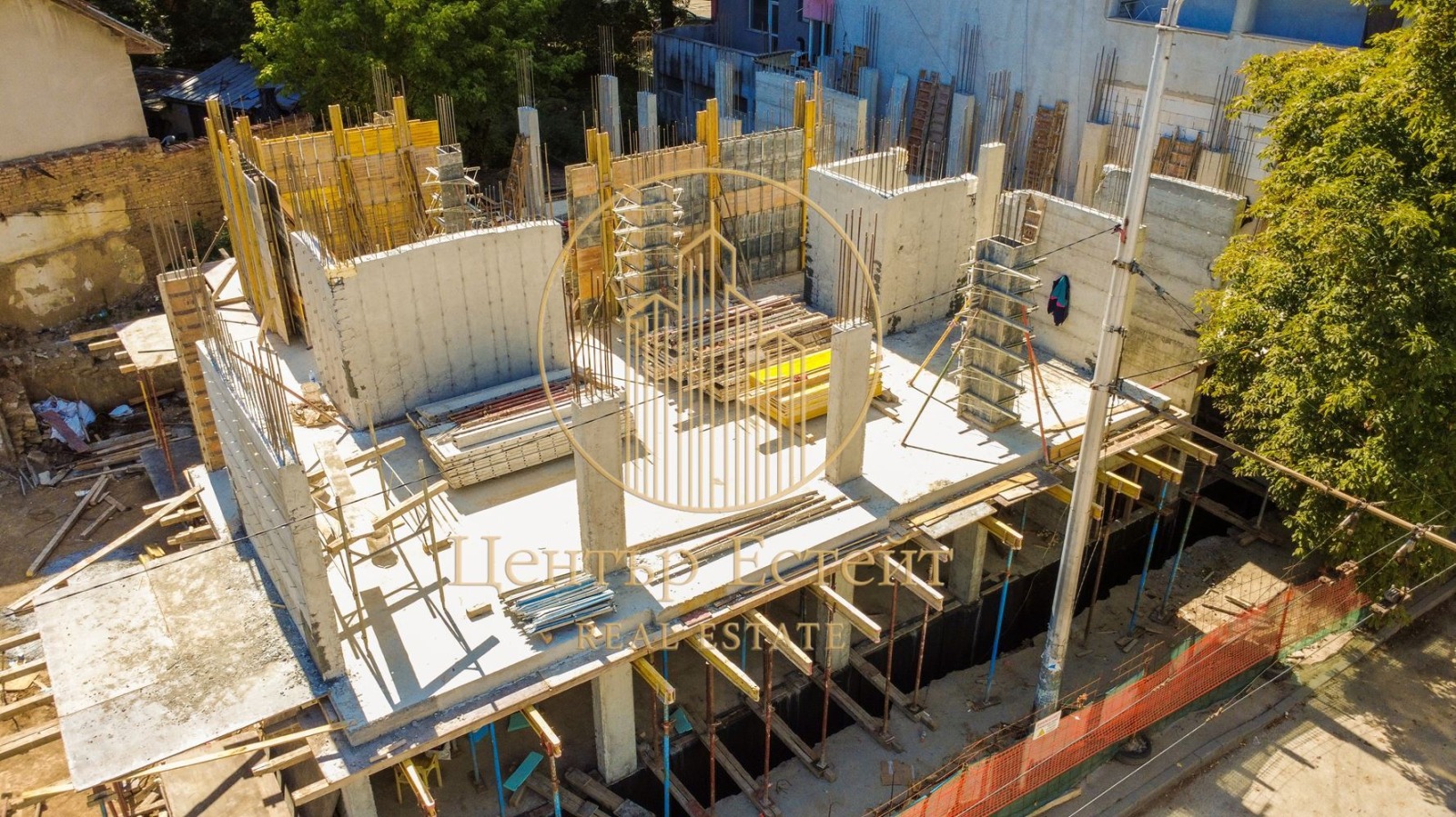 Продава 2-СТАЕН, гр. Плевен, Широк център, снимка 2 - Апартаменти - 52954936