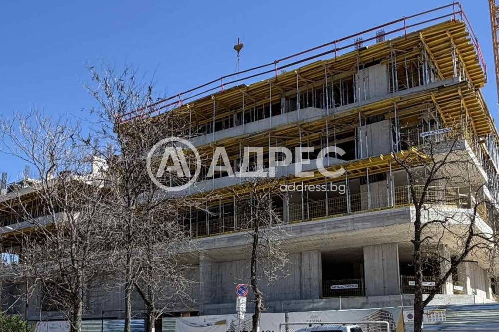 Продава МНОГОСТАЕН, гр. София, Център, снимка 6 - Апартаменти - 55145902