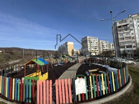 3 camere da letto Vladislav Varnenchik 1, Varna 8