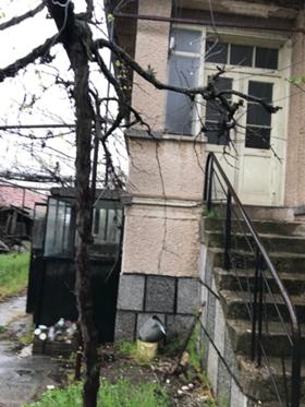 Продажба на имоти в с. Гелеменово, област Пазарджик - изображение 1 