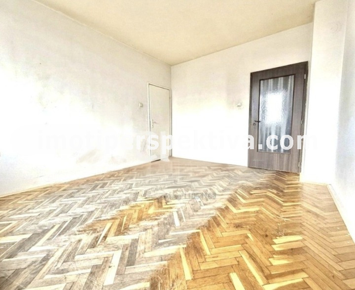 Продава 2-СТАЕН, гр. Пловдив, Център, снимка 2 - Апартаменти - 54217865