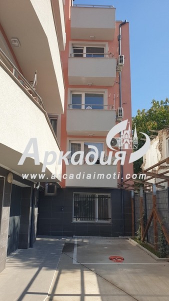 Продава  3-стаен град Пловдив , Център , 61 кв.м | 63786761