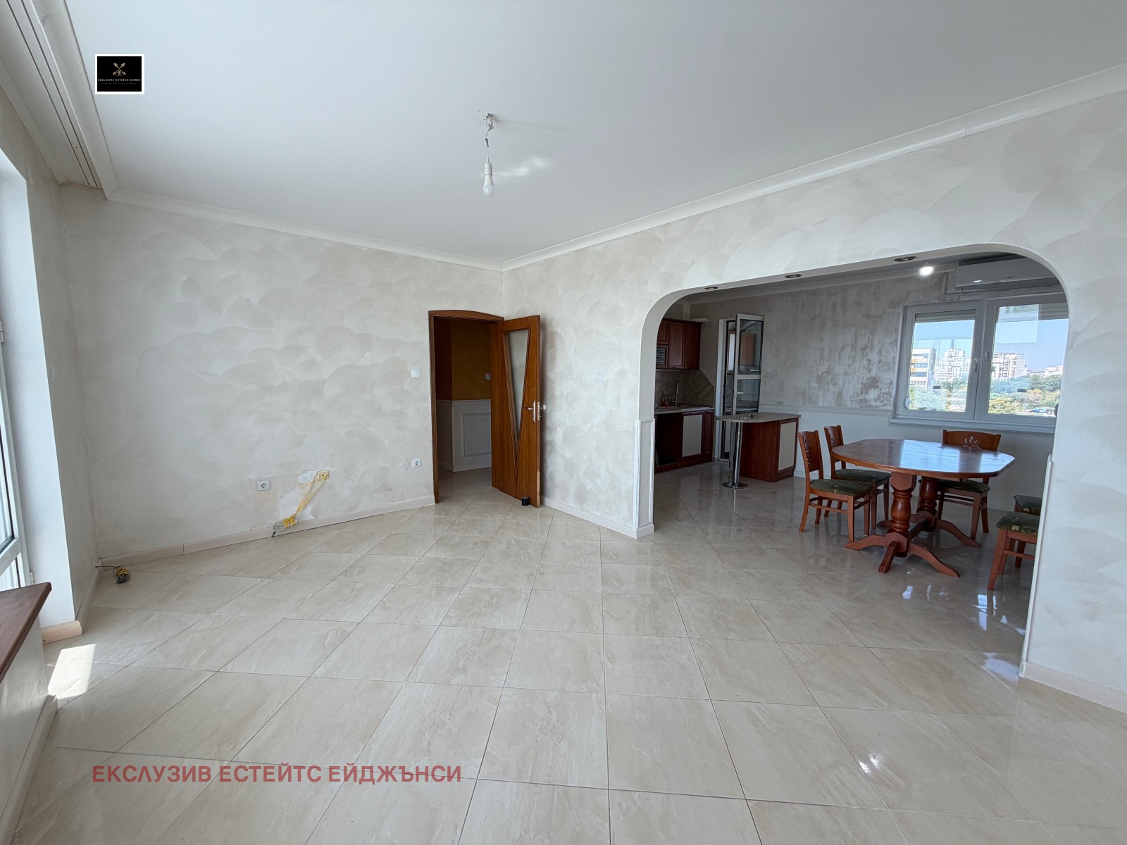 Продава 4-СТАЕН, гр. Пловдив, Тракия, снимка 3 - Апартаменти - 55642972