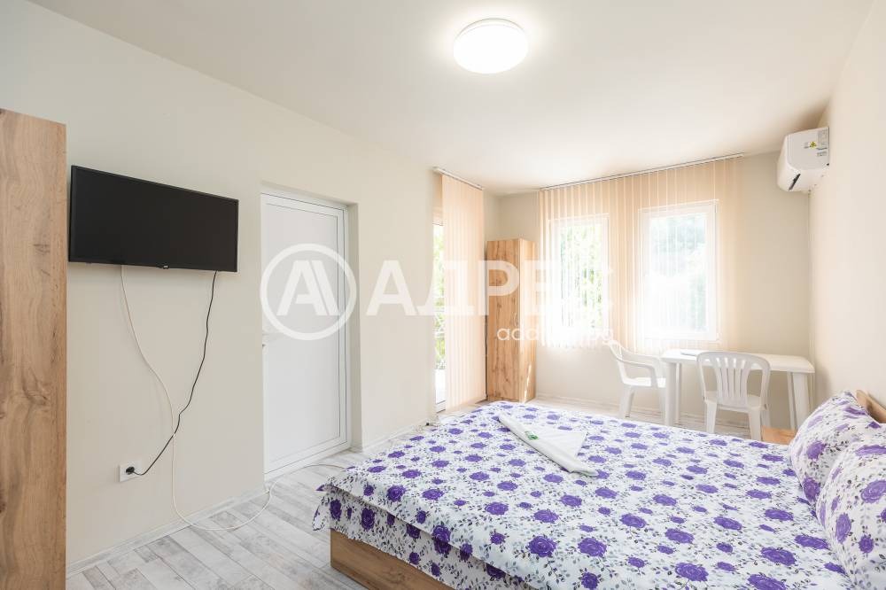 Продава ХОТЕЛ, гр. Каварна, област Добрич, снимка 12 - Хотели - 55090756