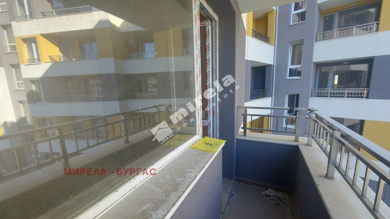 En venta  Estudio Burgas , Meden rudnik - zona A , 44 metros cuadrados | 37723633 - imagen [7]