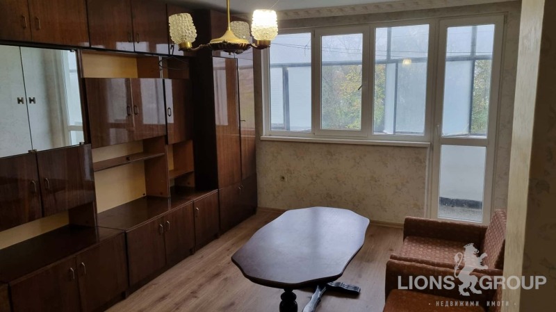 Продава 4-СТАЕН, гр. Варна, Цветен квартал, снимка 3 - Апартаменти - 52600778