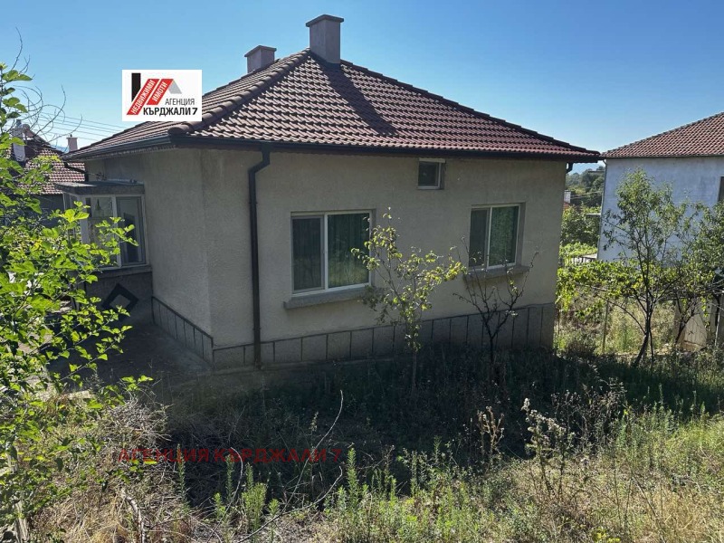 Продава КЪЩА, с. Петлино, област Кърджали, снимка 2 - Къщи - 48222555