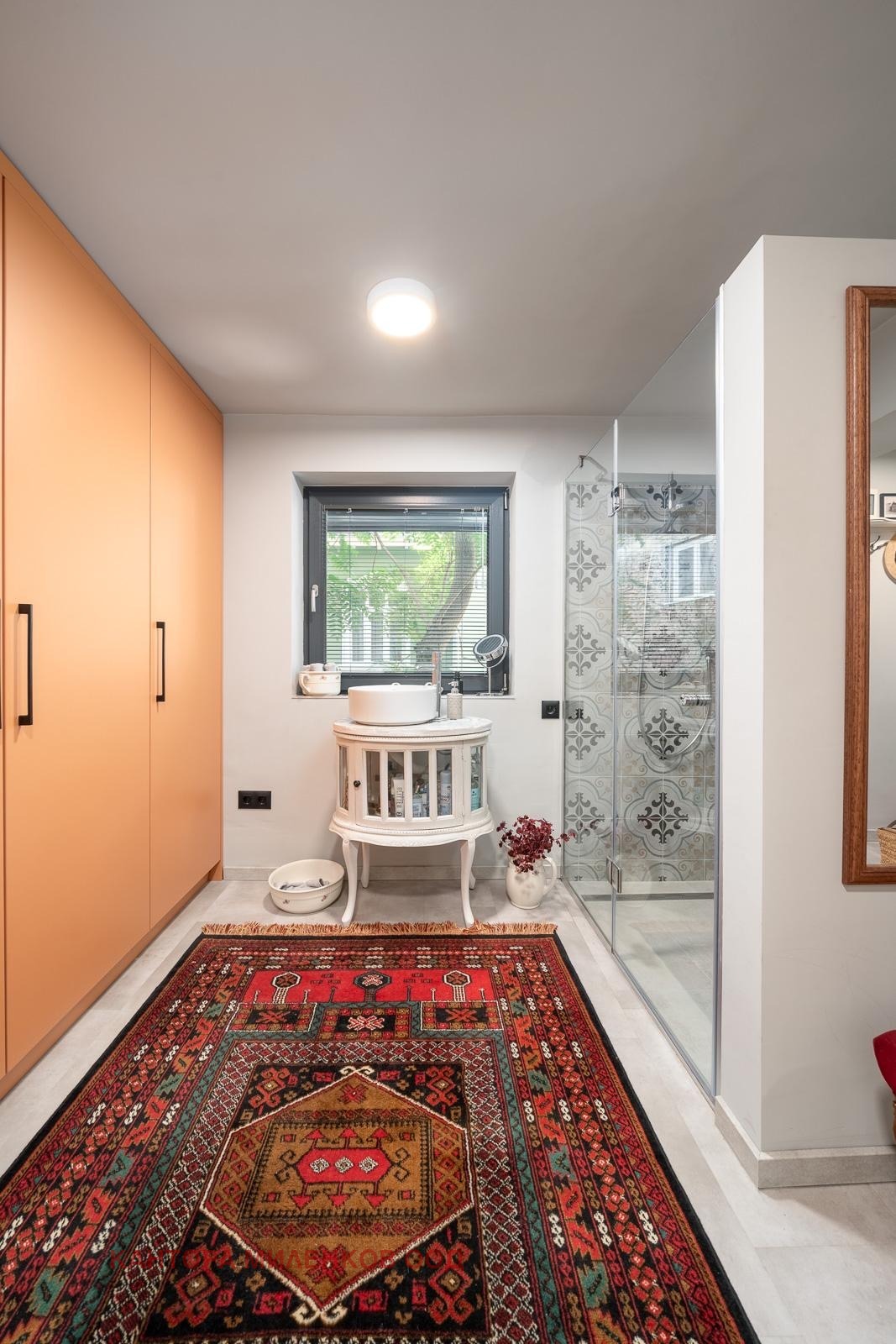 Продава 2-СТАЕН, гр. София, Център, снимка 9 - Апартаменти - 54110083