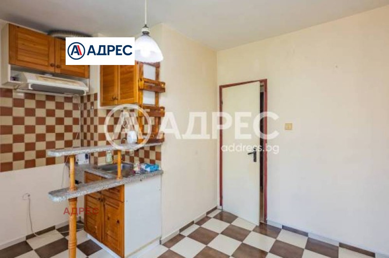 Продава 3-СТАЕН, гр. Варна, Лятно кино Тракия, снимка 7 - Aпартаменти - 46660238