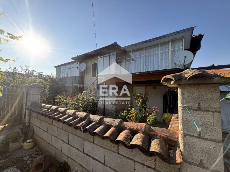 Продава КЪЩА, с. Оборище, област Варна